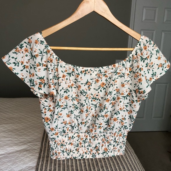 Monteau Blouse - Picture 2 of 3